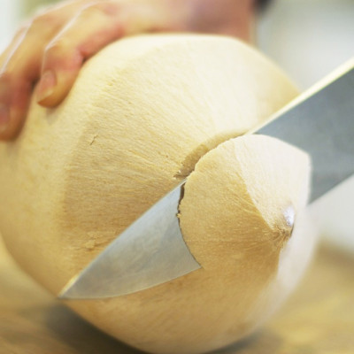 how-to-cut-a-young-coconut