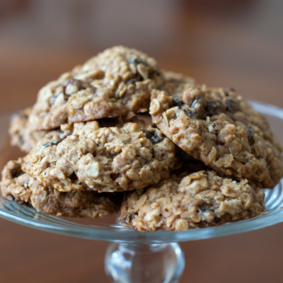 oatmeal-raisin-cookies