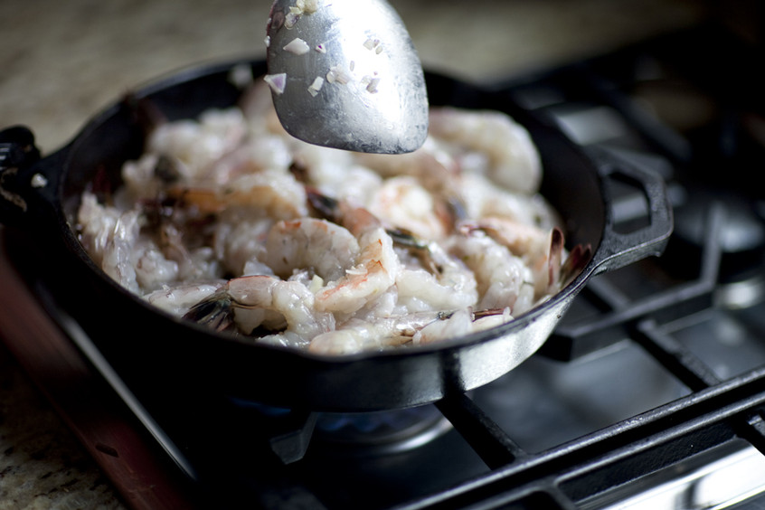 linguine with shrimp and feta