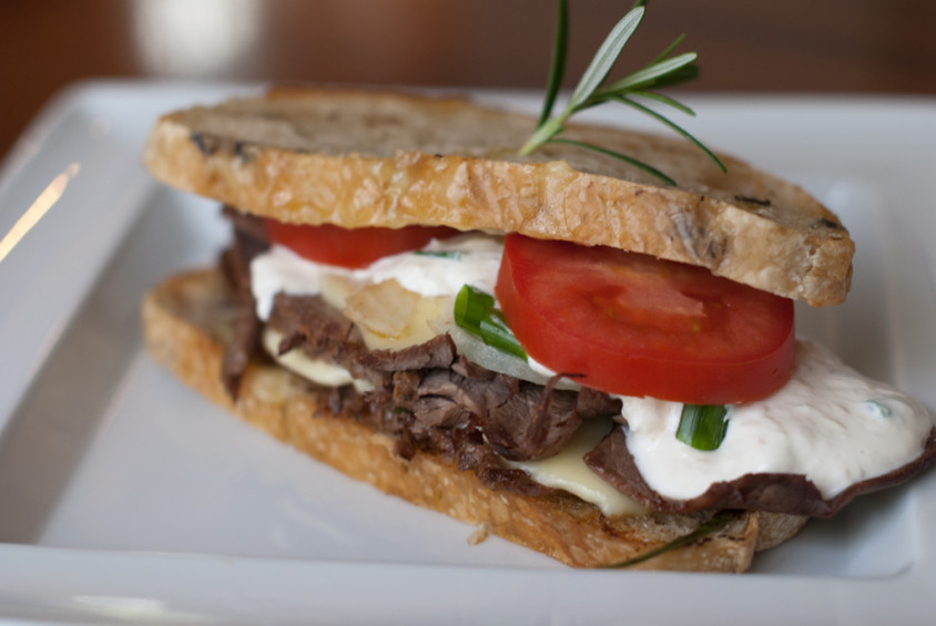 roast-beef-sandwich-close-up