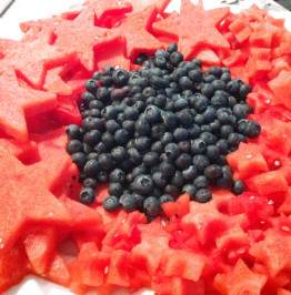 watermelon-stars-and-blueberry-platter