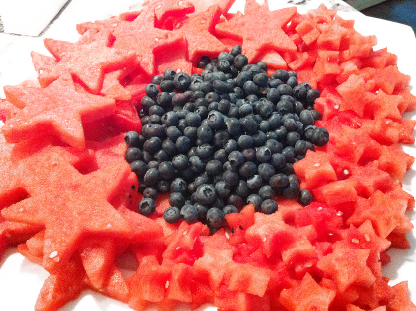 watermelon-stars-and-blueberry-platter