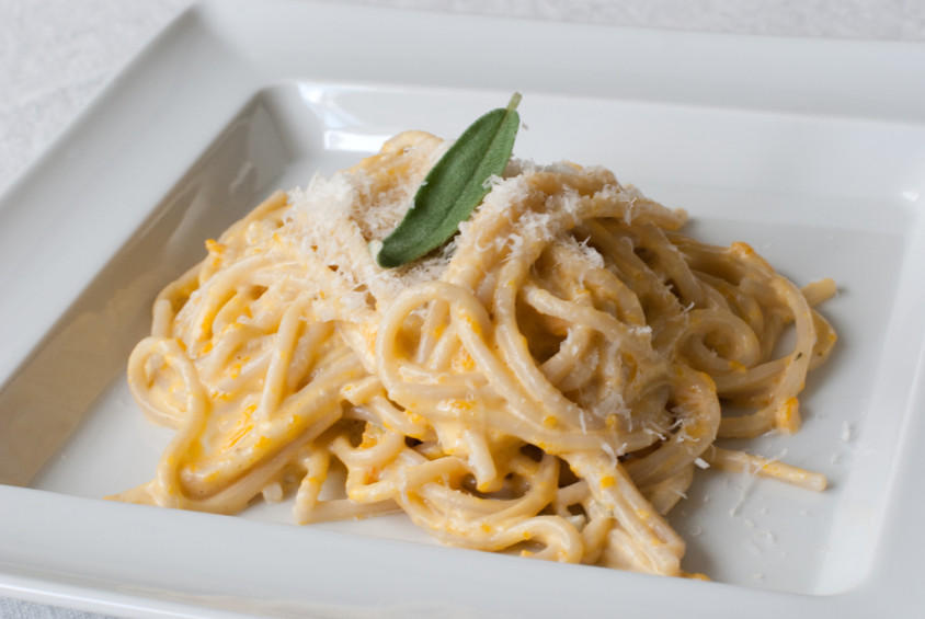 butternut-squash-sage-cream-sauce-with-gluten-free-pasta