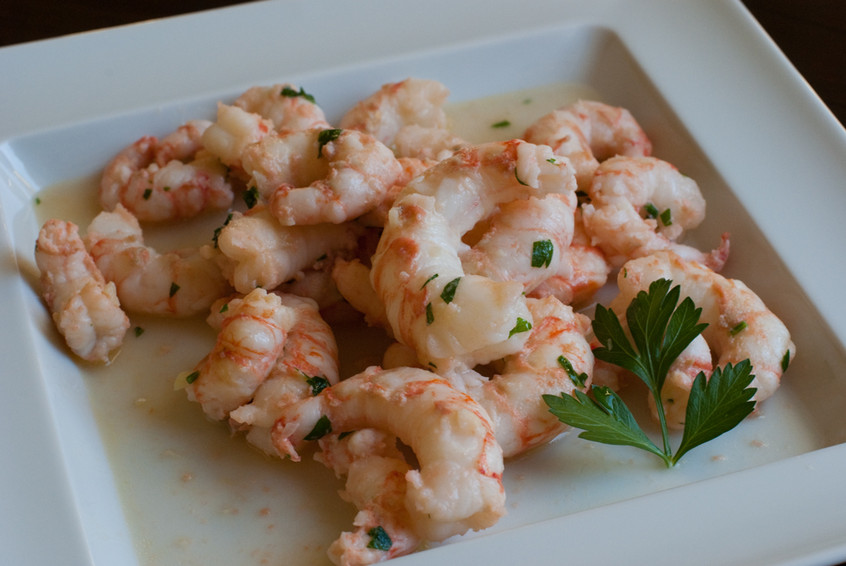 spot-prawn-with-parsley-in-garlic-wine-butter-sauce