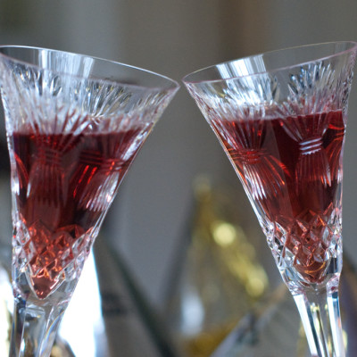 Kir-Royale-in-Champagne-glasses