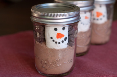 snowman-marshmallow-in-a-mason-jar