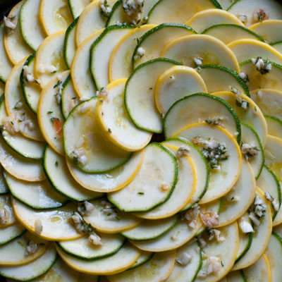 squash-and-zucchini-beautifully-arranged-for-ratatouille