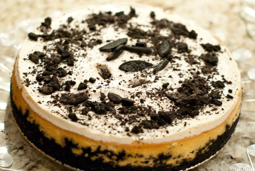 whole-oreo-cheesecake