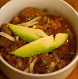 Colorado-chili-with-fresh-avocado-and-cheddar