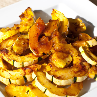 baked-delicata-squash-with-sweet-cinnamon-and-nutmeg