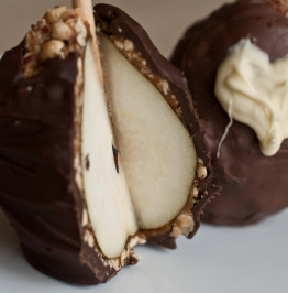 chocolate,-hazelnut,-honey-caramel-pears-with-a-heart-shape