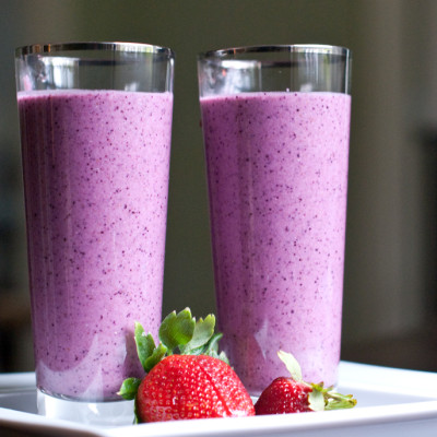 Blackberry-Farm-Power-Smoothie-served-on-a-platter