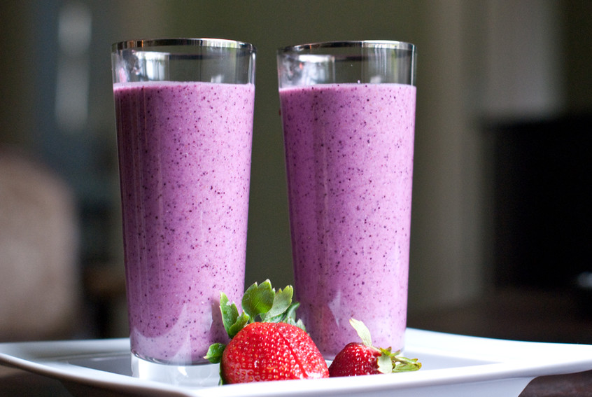 Blackberry-Farm-Power-Smoothie-served-on-a-platter