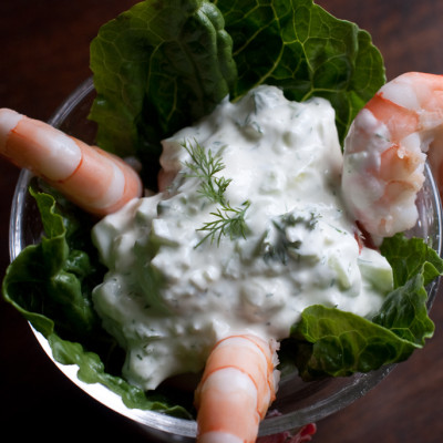 dill-shrimp-cocktail-with-lettuce-garnish