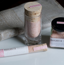 Margarita-Himalayan-salt-taster,-Perfect-shot-and-London-jar