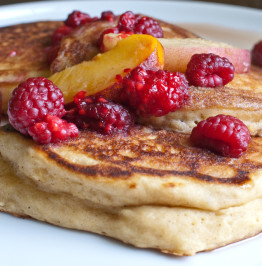 peach-pancakes-with-fresh-raspberries-and-peaches-plated