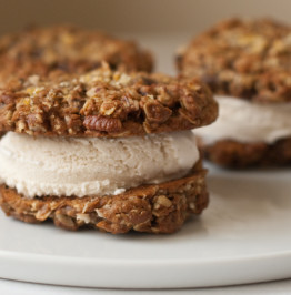 Cinnamon-Ice-Cream-Sandwiched-between-two-chocolate-pecan-oatmeal-cookies