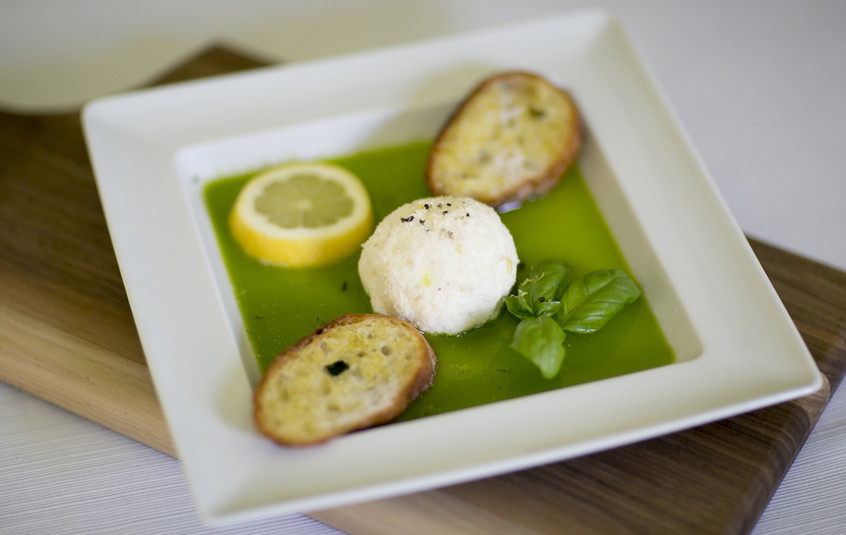 parmesan-encrusted-goat-cheese-with-basil,-lemon-and-baguette-slices-from-Alice-Park-Photography