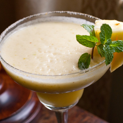 Pineapple-mocktail-for-kids