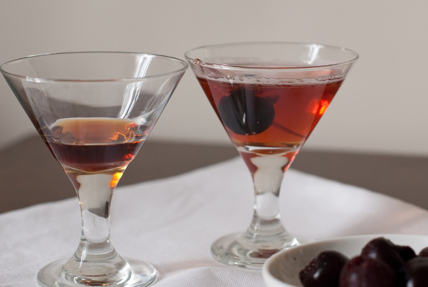 Pomegranate-Shirley-Temple-with-a-cherry