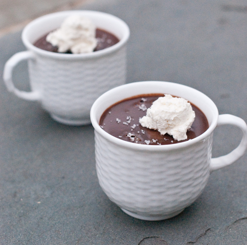 chocolate-pots-in-basket-weave-coffee-cups