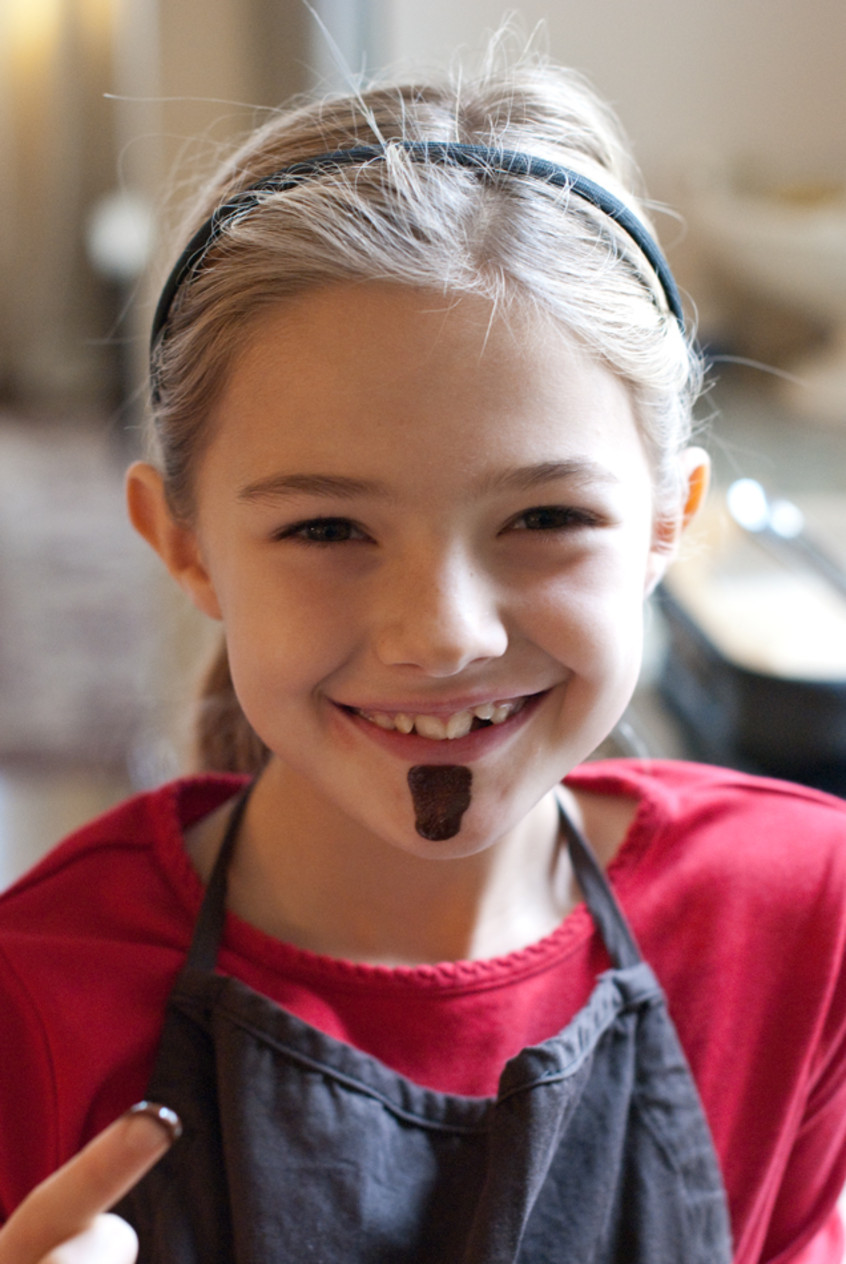 testing-chocolate-with-the-lip-test