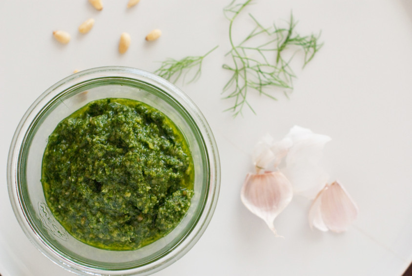 homemade-fennel-frond-pesto