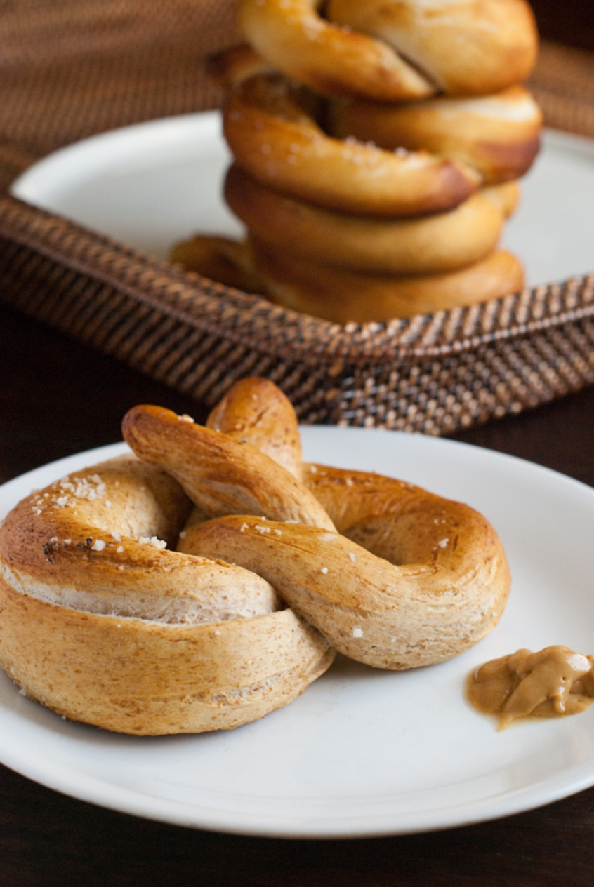 soft-baked-whole-wheat-pretzel-with-mustard