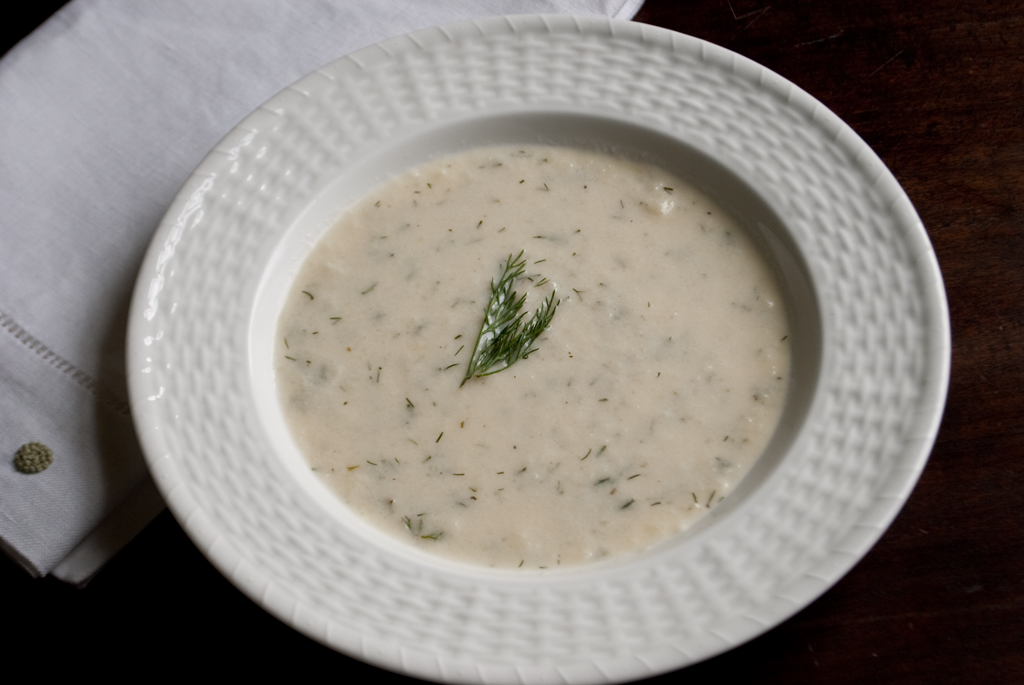 warm-cucumber-soup-with-fresh-dill