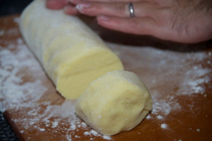 cut-the-gnocchi-log-into-sections-to-roll-out