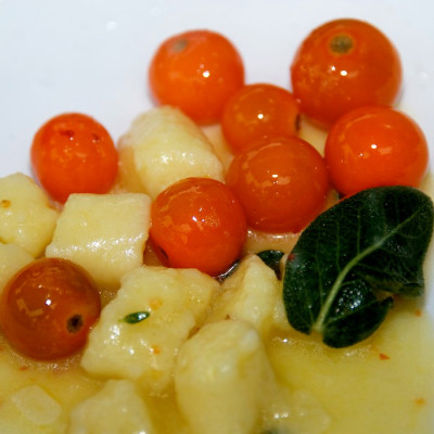 gnocchi-with-Sun-Gold-Tomatoes-and-Garden-greens-in-a-Lemon-Wine-Glaze