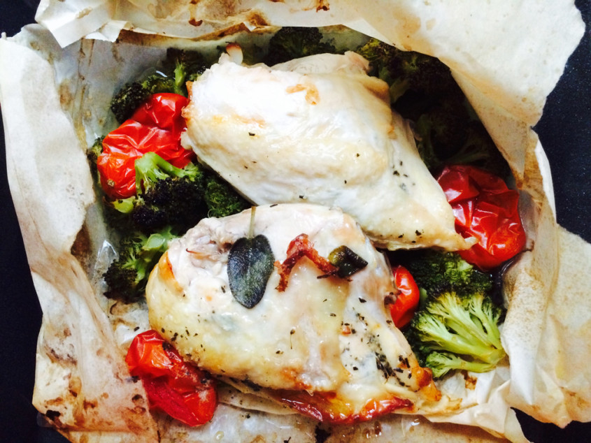 chicken,-broccoli-and-tomatoes-with-Back-to-Organic-Rosemary-Salt-in-a-parchment-bag