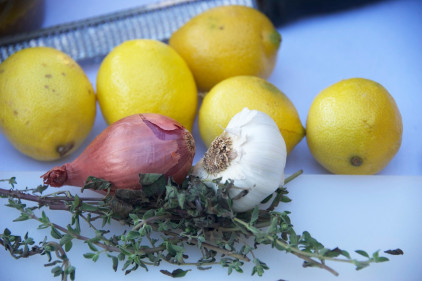lemons,-herbs,-and-garlic