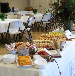 the-buffet-table-at-Ann-Brewer's-Memorial