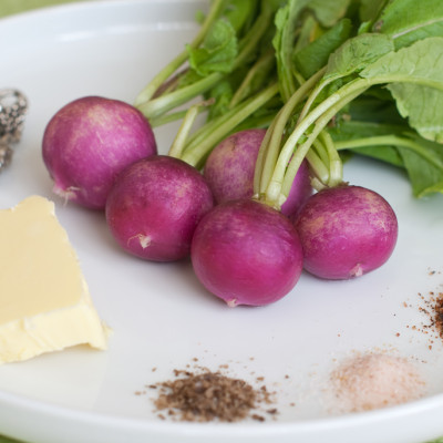 radishes-with-pasture-butter-and-a-trio-of-Back-to-Organic-Salts